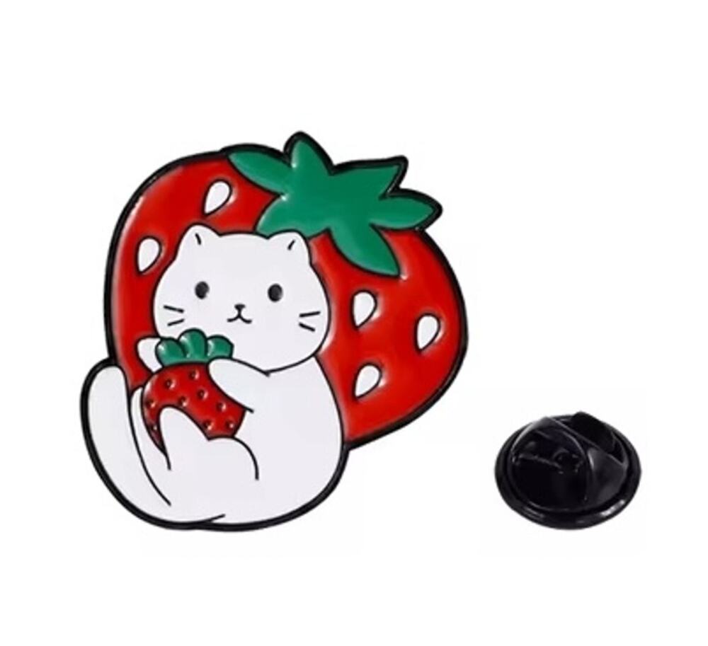 Strawberry White Cats Enamel Pins 418-2